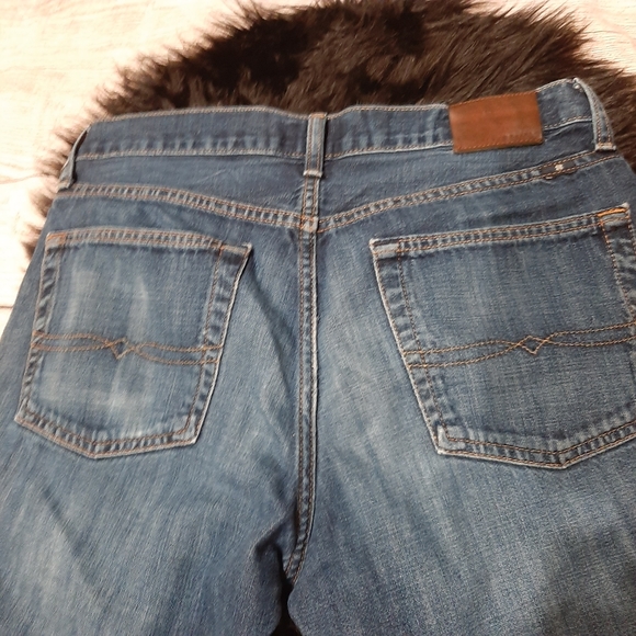 Lucky Brand 221 Original Straight Leg Jeans - Picture 6 of 11